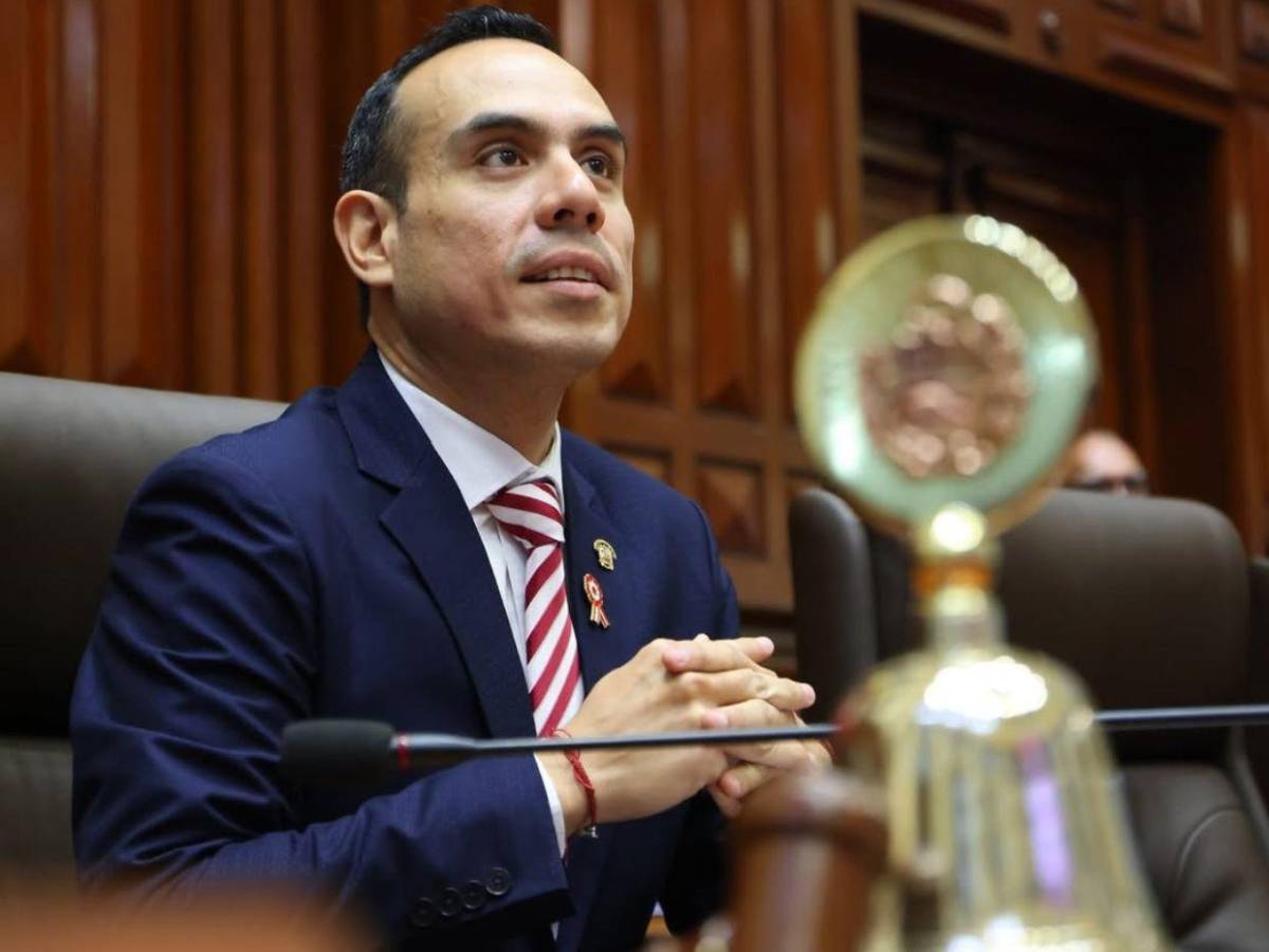 Denuncias por agresión y corrupción: ¿Quién es José Jerí, el presidente interino de Perú?