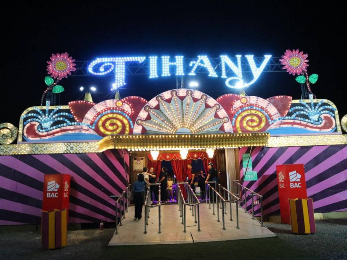 Tihany Spectacular deslumbra con magia y acrobacias en noche inolvidable