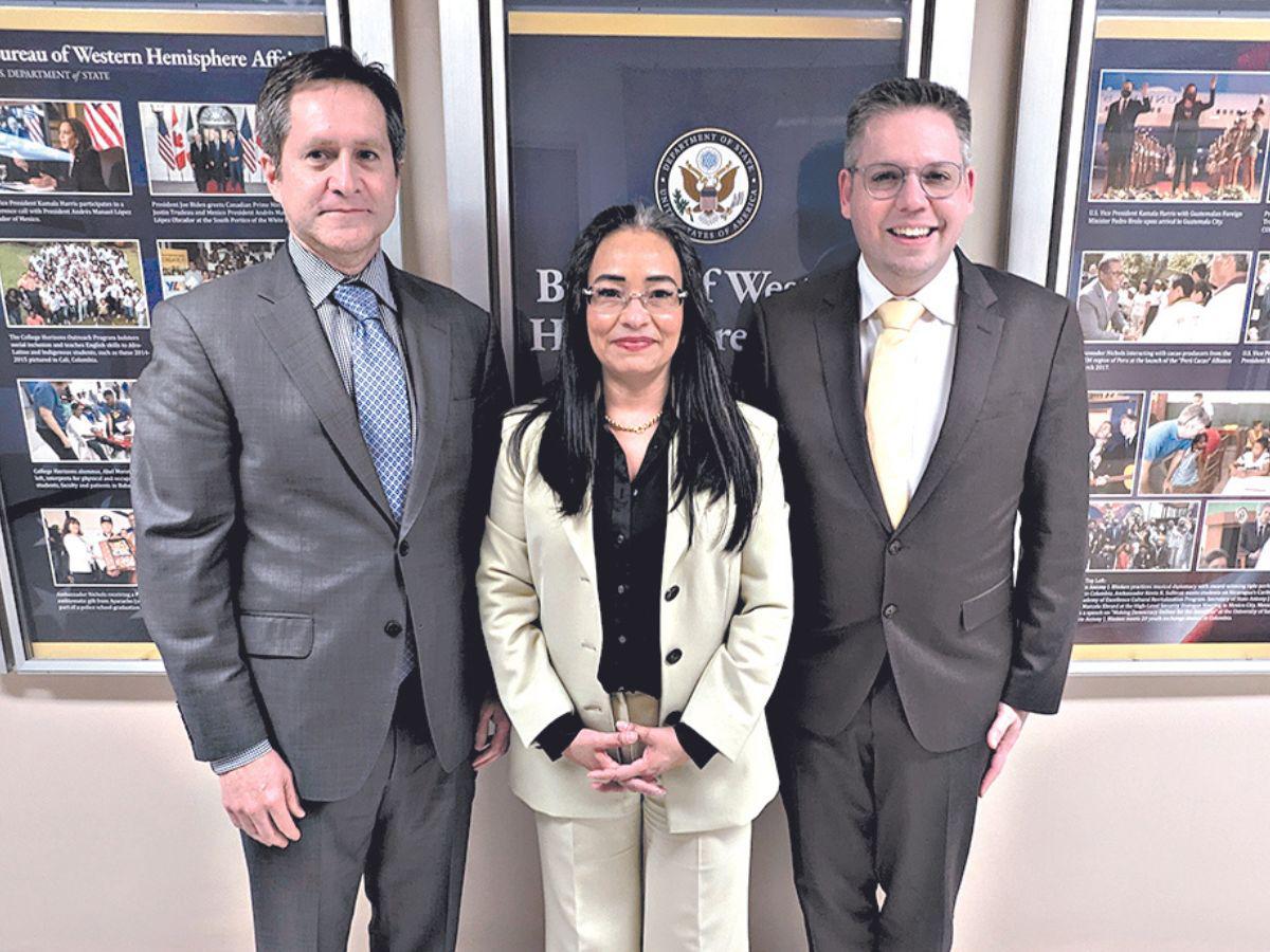 Kamala Harris afianza respaldo a las organizaciones de la sociedad civil