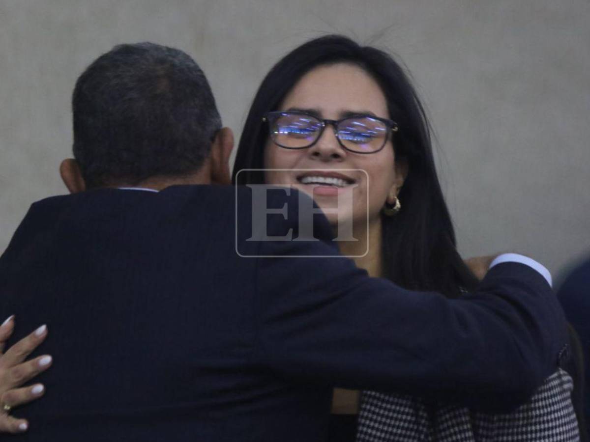 ¿Cuál es el paradero de Isis Cuéllar tras la orden de captura por corrupción en Sedesol?