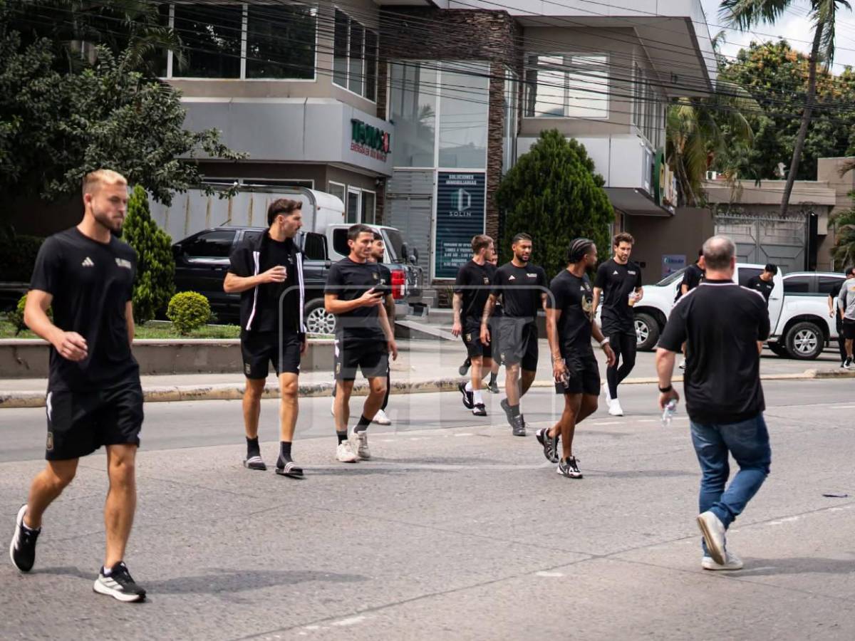 Campeón del mundo camina por las calles de SPS: LA FC disfruta previo a enfrentar a Real España