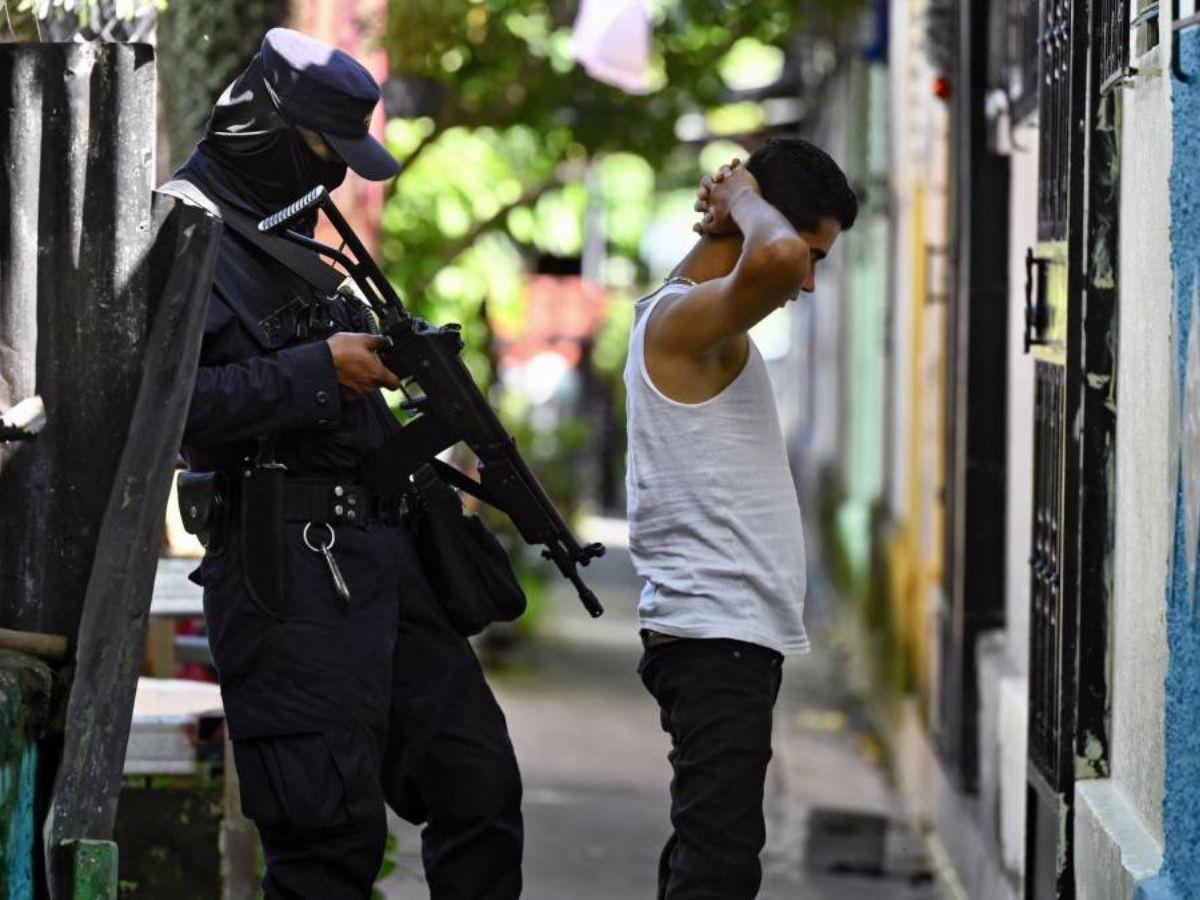 El estado de excepción en El Salvador bajó considerablemente la delincuencia en el país.