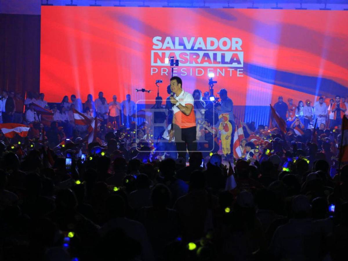 Con una alianza: así fue el cierre de campaña de Salvador Nasralla y Roberto Contreras en SPS