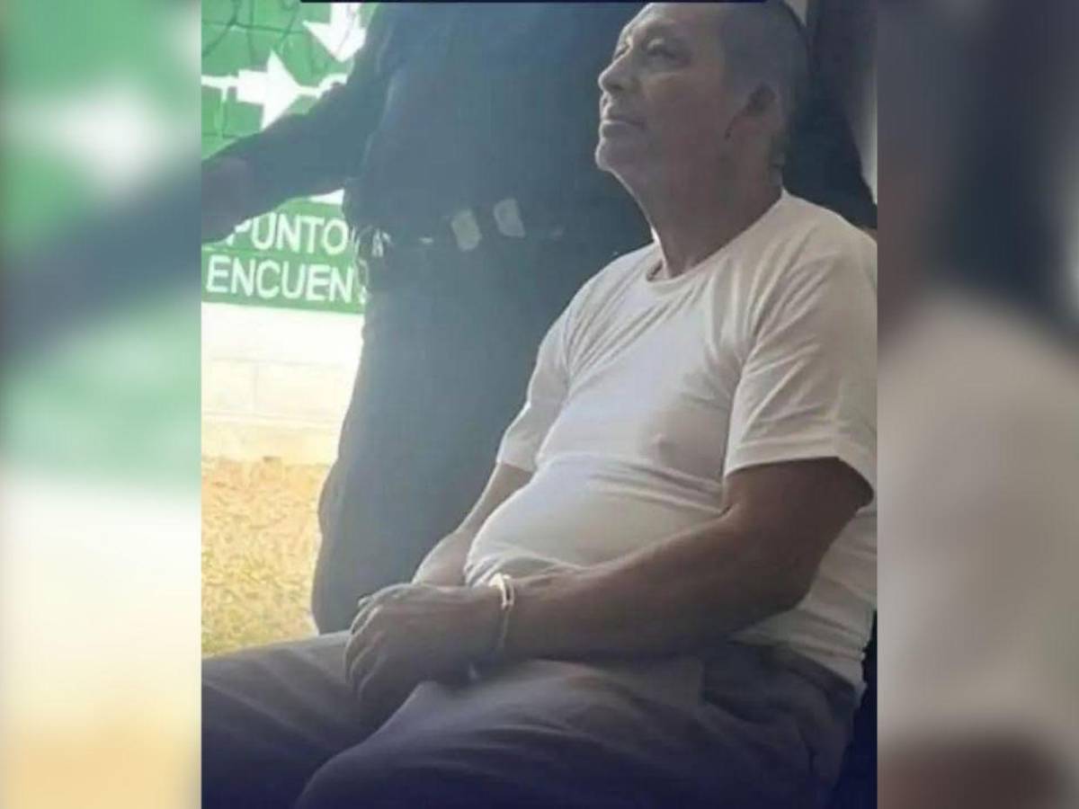 Así han sido los días en una celda de El Salvador para “El Apóstol Chago”