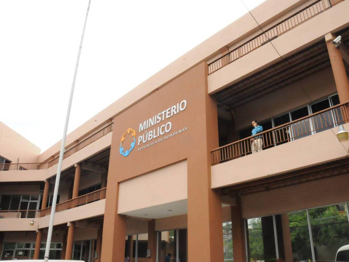 MP y gobierno inician acciones contra tiktokers que humillaron a niño a cambio de L500