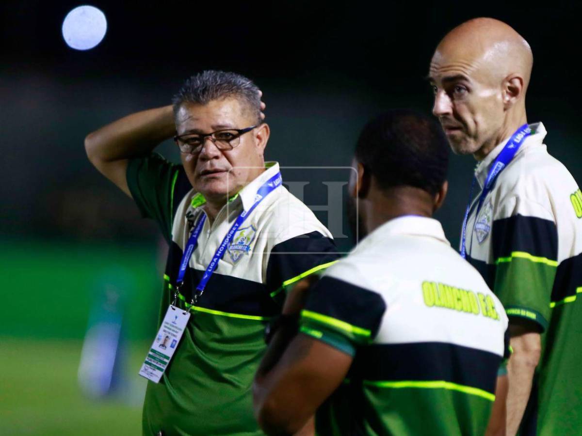 Fichajes: Bryan Moya aparece jugando en México; Olancho estrena DT y hondureño es borrado en Turquía