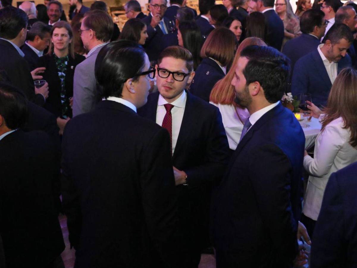 Personalidades presentes en la inauguración de la nueva embajada de EUA