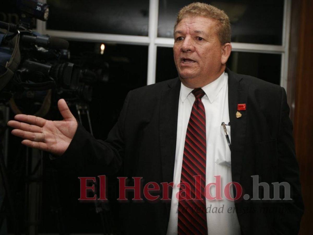 Plantean juicio político si se rechaza extradición de Juan Orlando Hernández