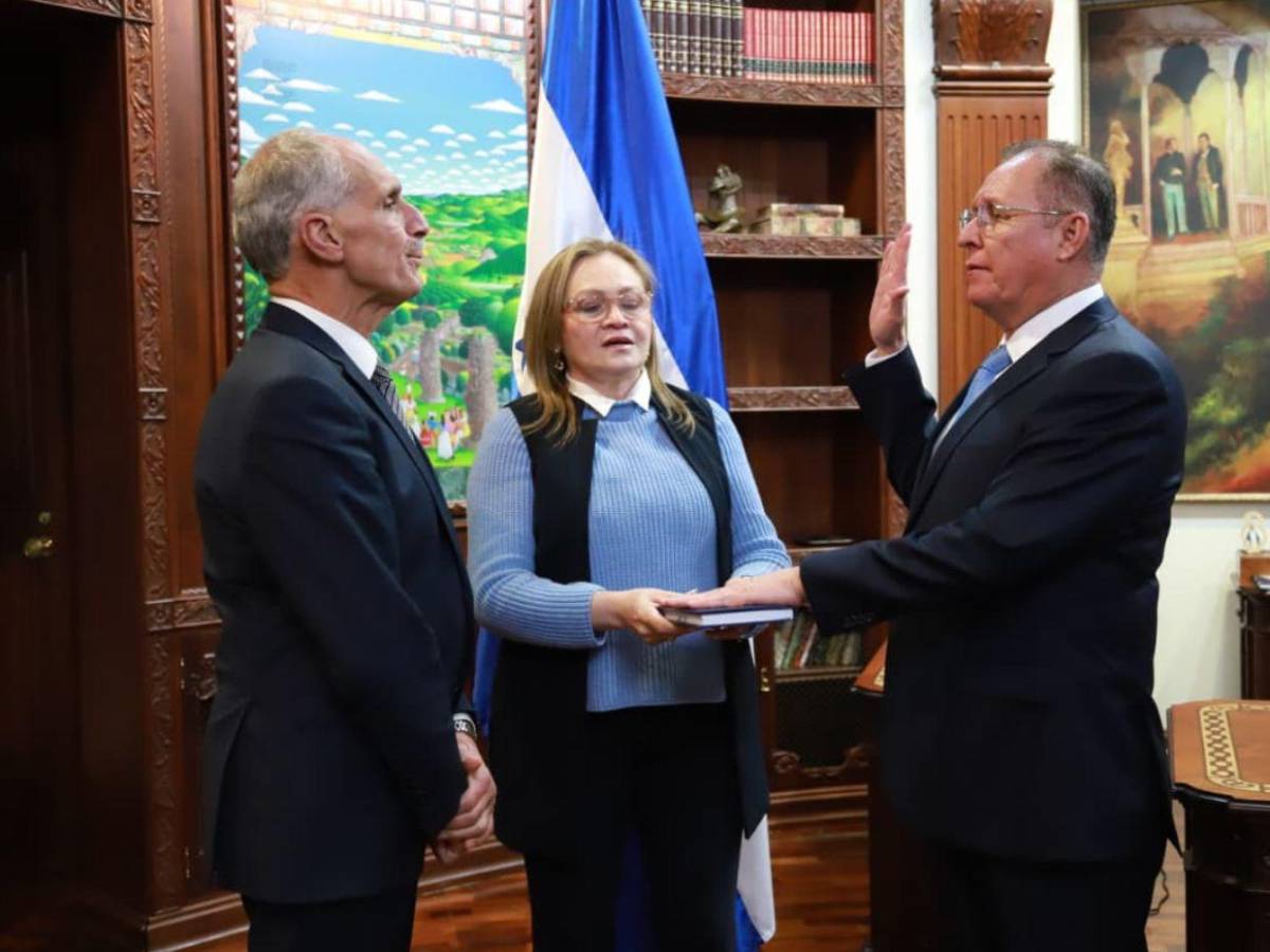 Hasta liberales: Los nuevos funcionarios del gobierno Asfura juramentados el 5 de febrero