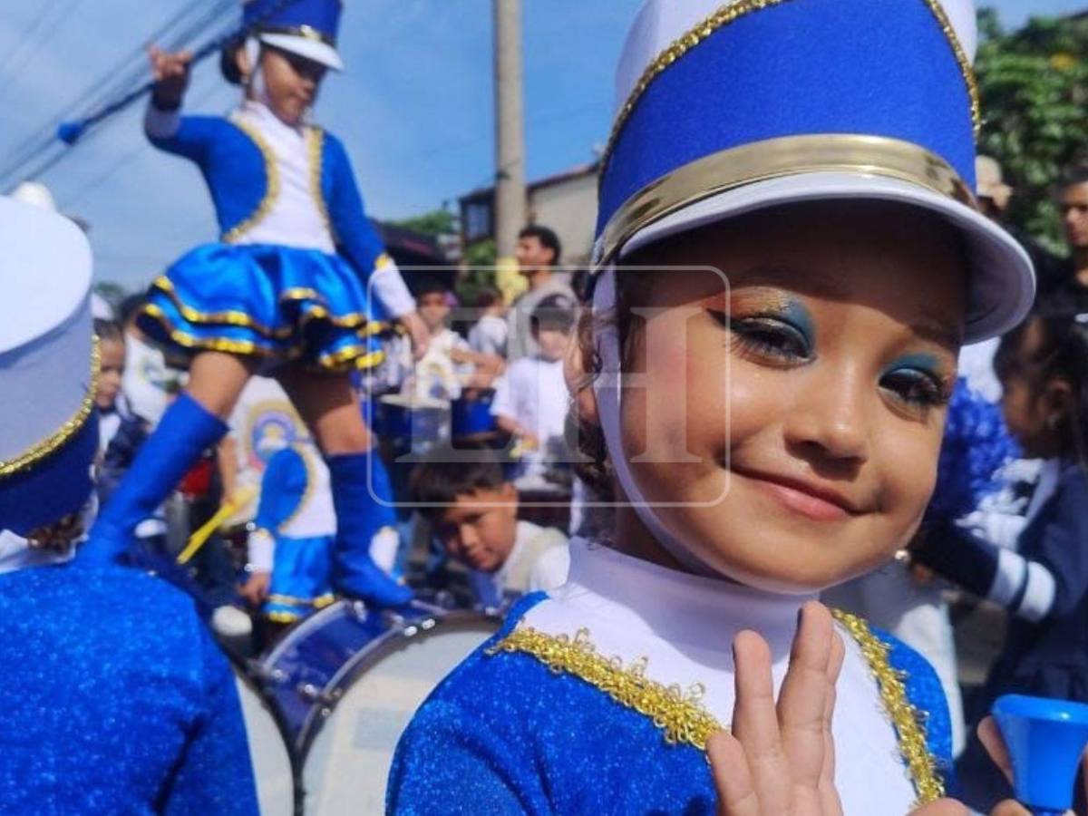 Color, música y acrobacias marcan los desfiles patrios de prebásica en Tegucigalpa