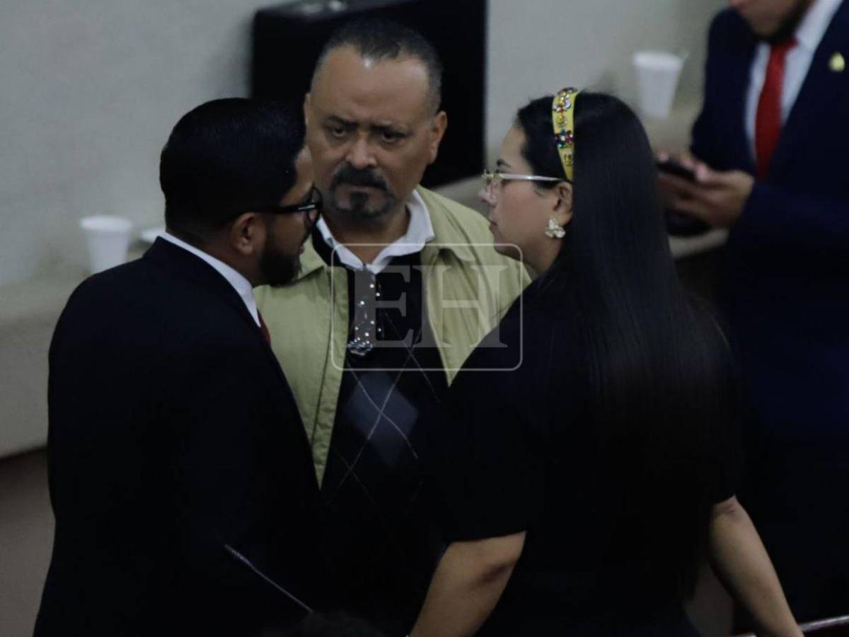 ¡Cardona arremetió! Así llegó Isis Cuéllar al CN tras ausentarse seis meses por escándalo de Sedesol