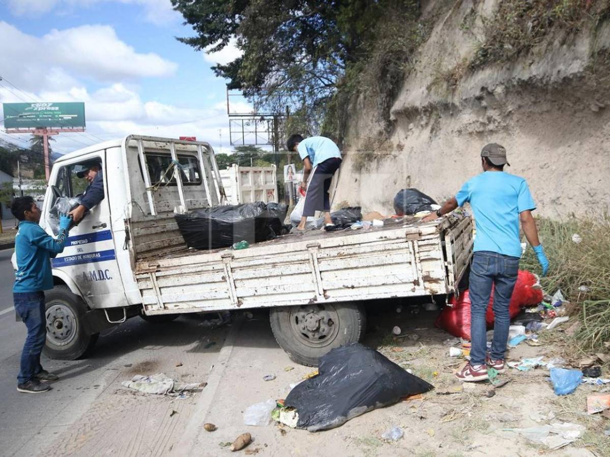 Más de 215 toneladas de basura retiran en operativos de limpieza en la capital