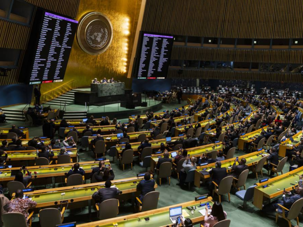 Aplastante mayoría de la Asamblea General de la ONU pide fin de la guerra en Ucrania