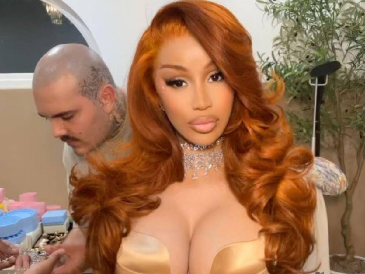 Cardi B confiesa el miedo que frena su próxima visita al quirófano