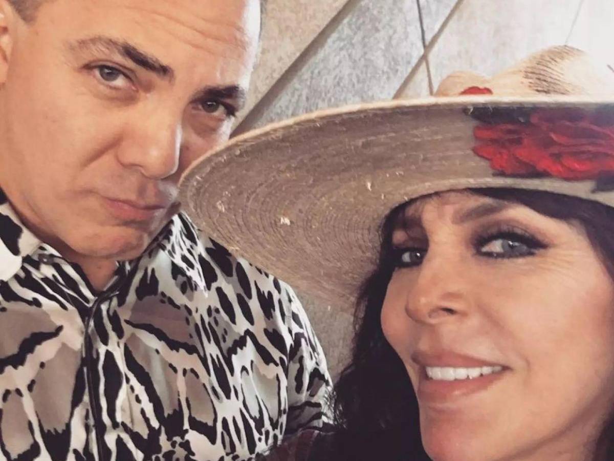¿Cristian Castro golpeó a su madre Verónica Castro? El artista se sincera