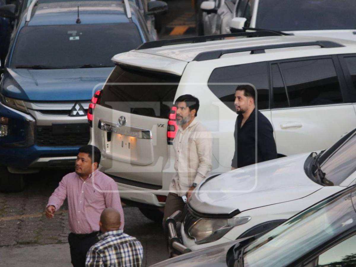 Así salió Johel Zelaya tras maratónica comparecencia ante comisión investigadora