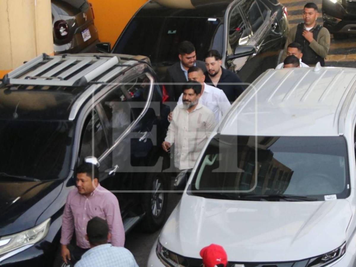 Así salió Johel Zelaya tras maratónica comparecencia ante comisión investigadora