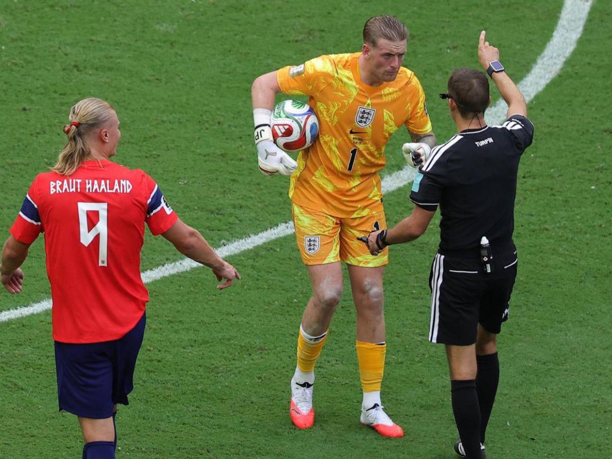 ¿Nueva regla en el fútbol y no lo sabíamos? La razón por la que se le anuló gol a Noruega