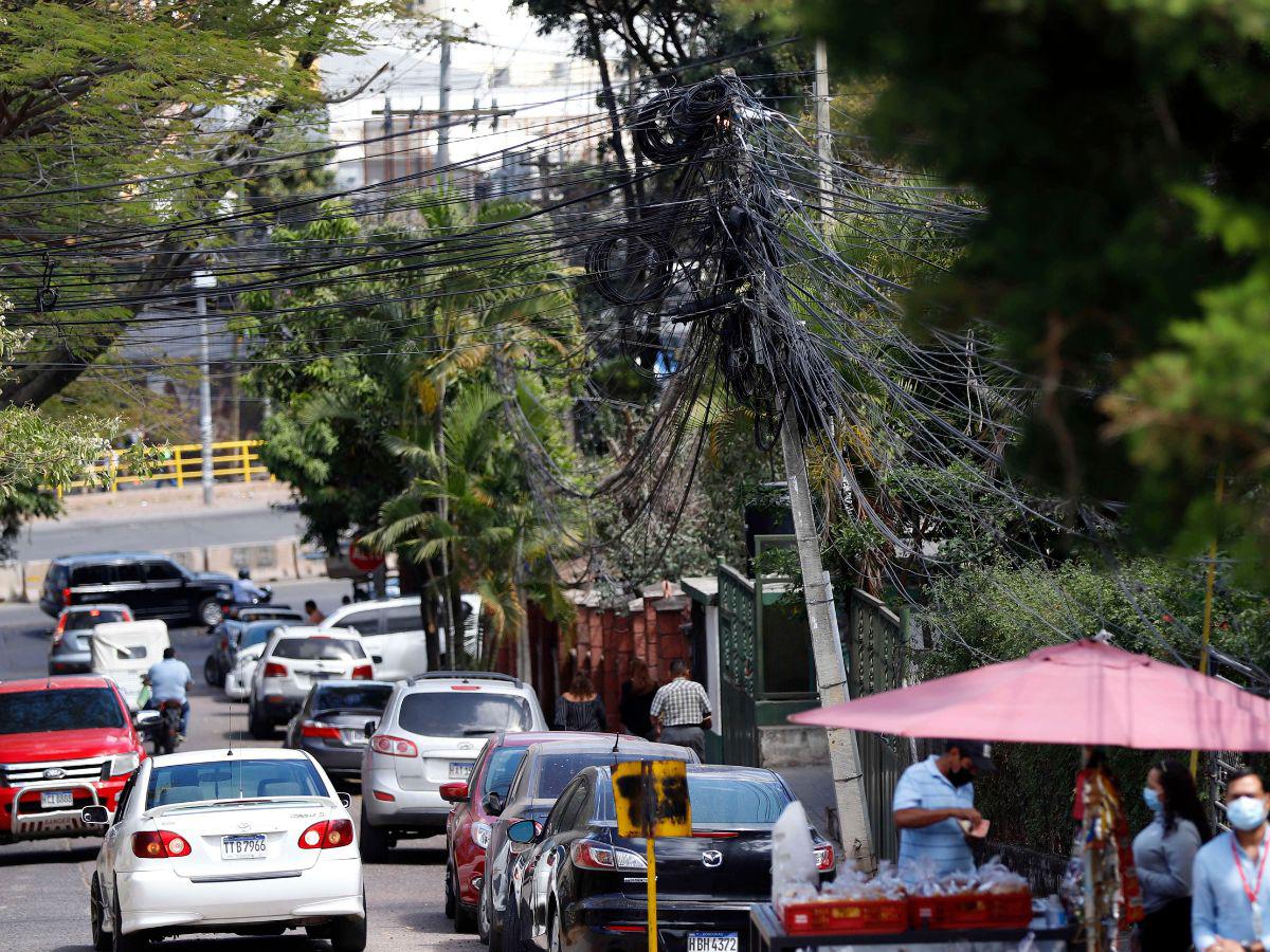 Con nueva unidad buscarán poner fin al problema de maraña de cables en Tegucigalpa