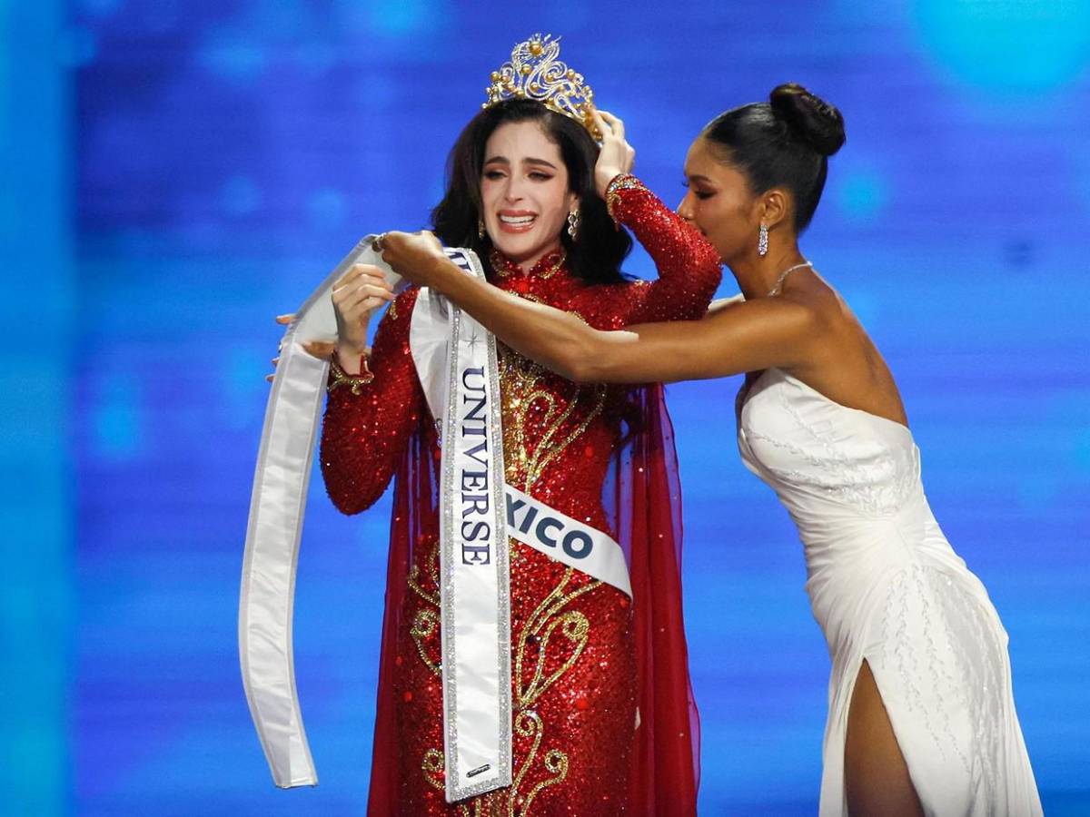 Así fue coronada Fátima Bosch como Miss Universo 2025, entre denuncias de fraude
