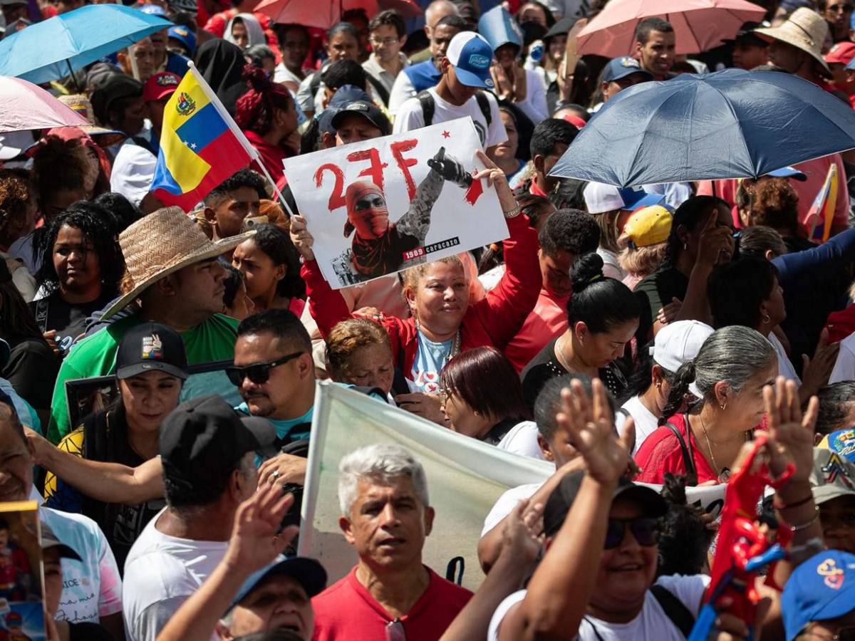 Chavismo conmemora 37 años del 'Caracazo' y pide a EEUU libertad para Maduro