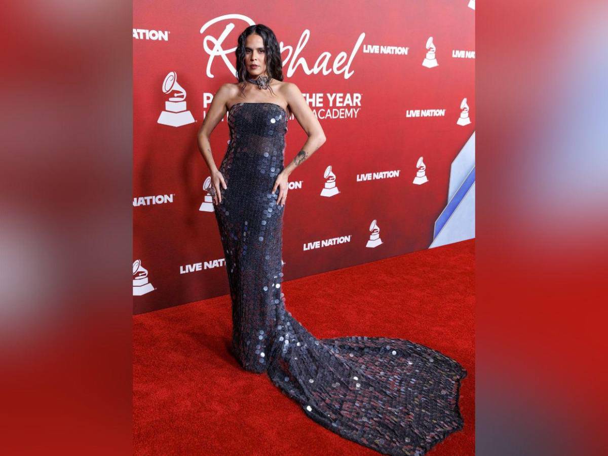 Los Latin Grammy, entre homenajes, ganadores y una alfombra roja deslucida