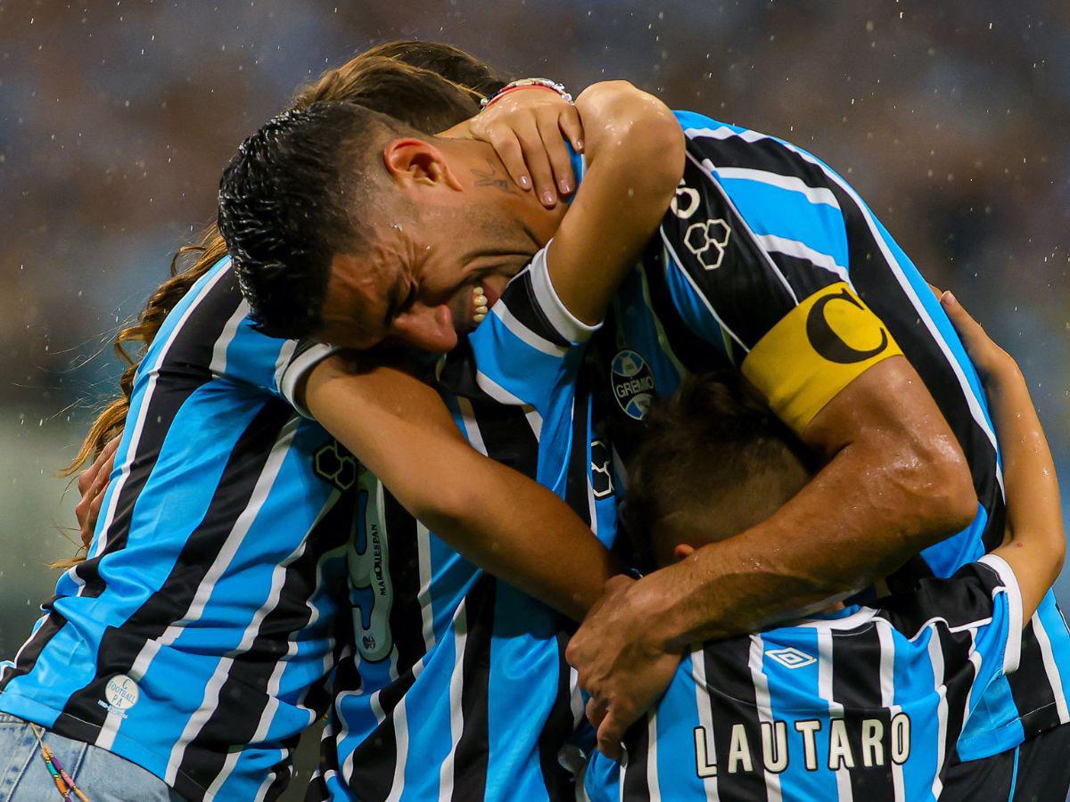 Luis Suárez revela su calvario: “Antes de jugar tomo pastillas y me inyecto”