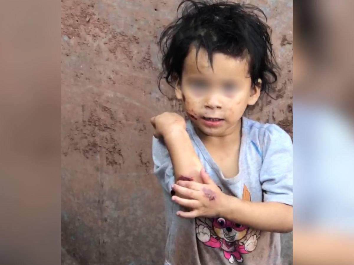 Adolescente que golpeaba a sus hijas en la capital vivía con hombre 59 años mayor