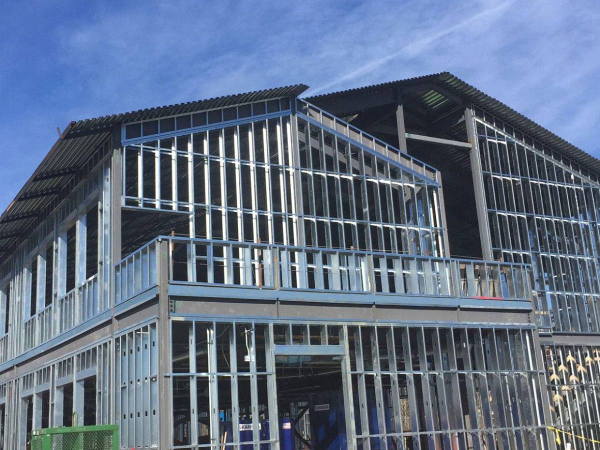 Fue tercer lugar con Honduras en Copa América 2001 y se gana la vida en Miami en construcción