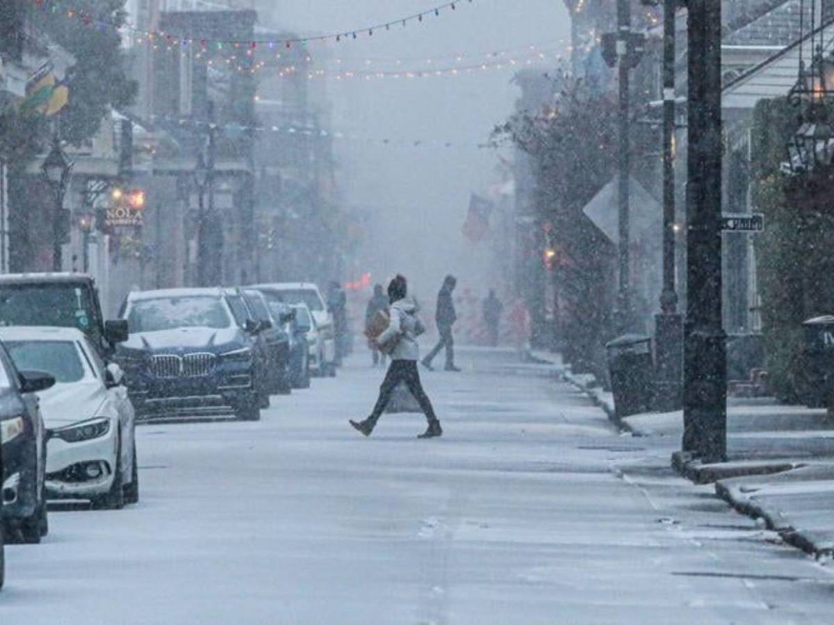 Nueva Orleans recibe una nevada histórica después de 16 años