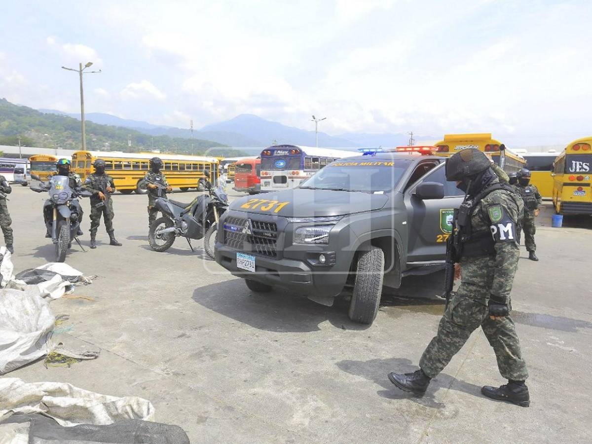 Encuentran droga oculta entre la basura de la Gran Central Metropolitana