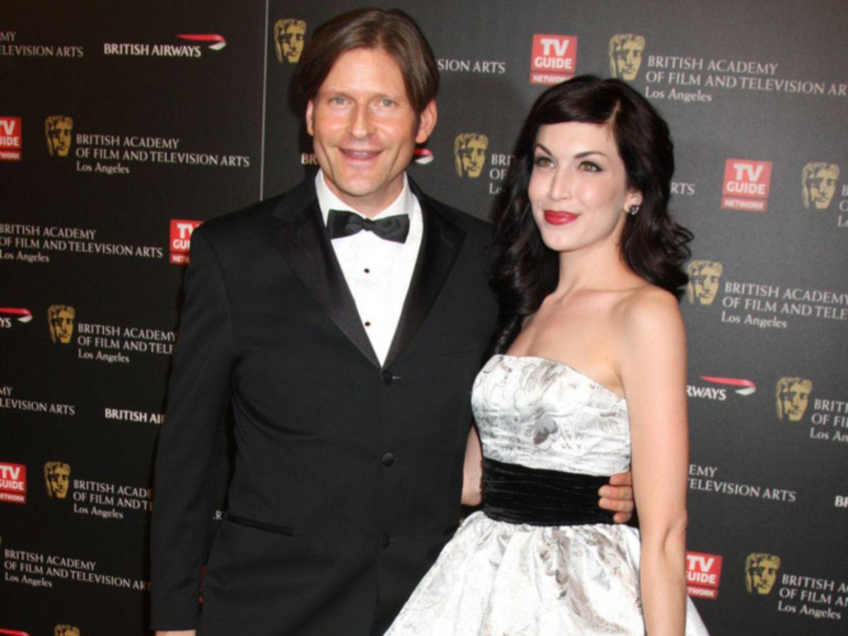 Exnovia demanda al actor Crispin Glover por agresión, fraude y retención ilegal