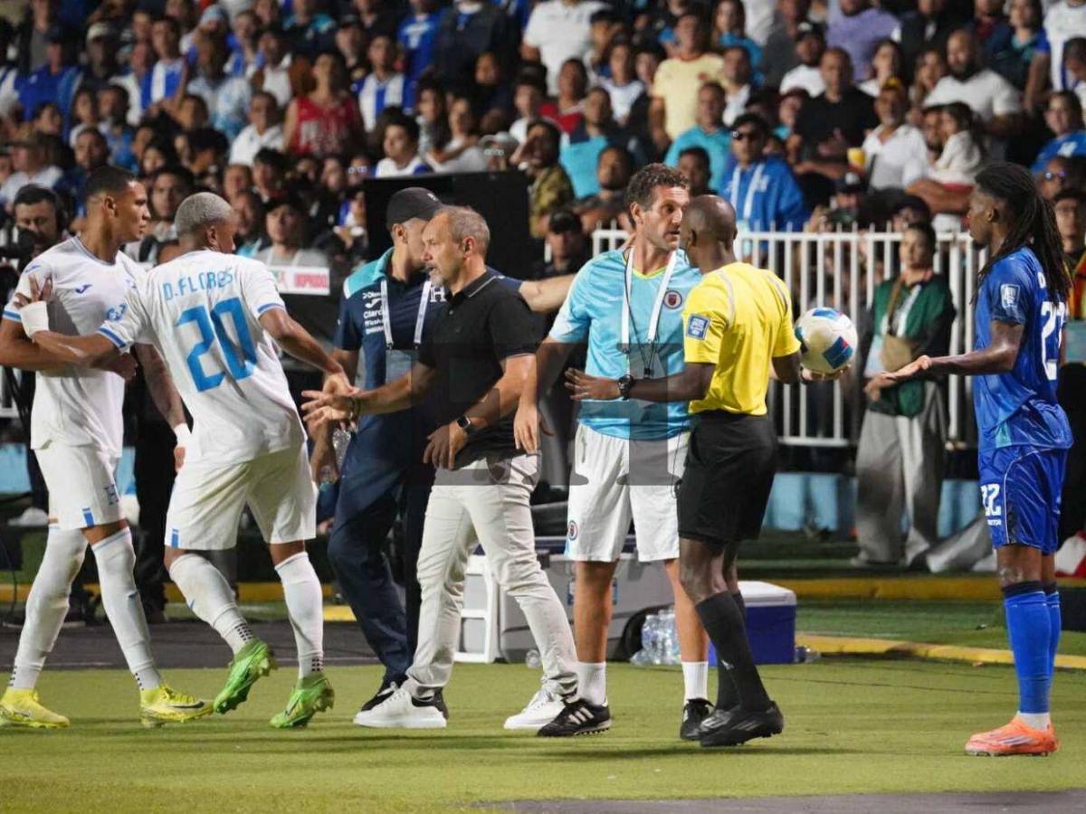 No se vio en TV: Pelea al final del juego y el enojo de Rueda con Kervin Arriaga