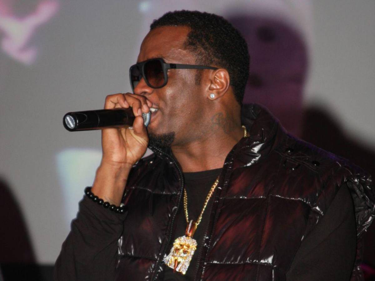Asquerosos y con sangre: Exponen estado de los cuartos que utilizaba Sean Combs Asquerosos y con sangre: Exponen estado de los cuartos que utilizaba Sean Combs