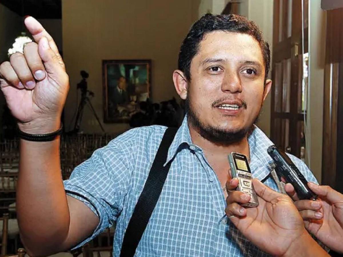 Anomalías en plaza inventada de Edgardo Casaña con la que ganaba L 53 mil mensuales