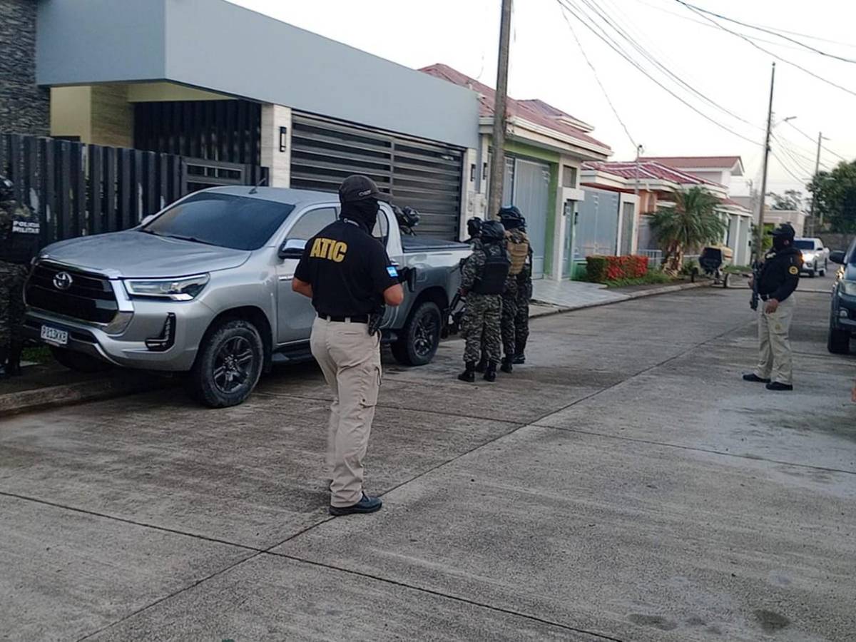 Confiscan bienes a supuesto narco en norte de Honduras, tras incautarle 2,835 kilos de coca