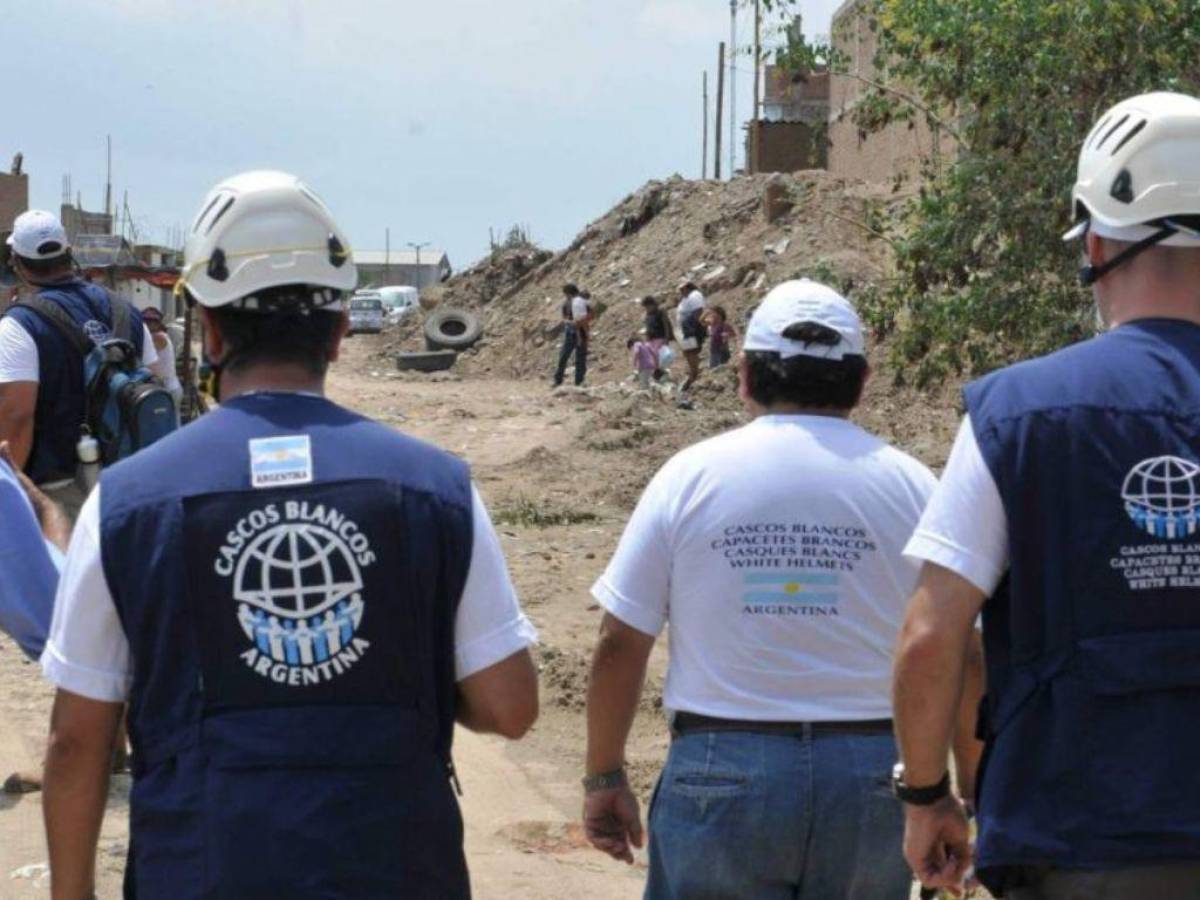 ¿Quiénes son los Cascos Blancos de Argentina que llegaron a Honduras para ayudar a damnificados?