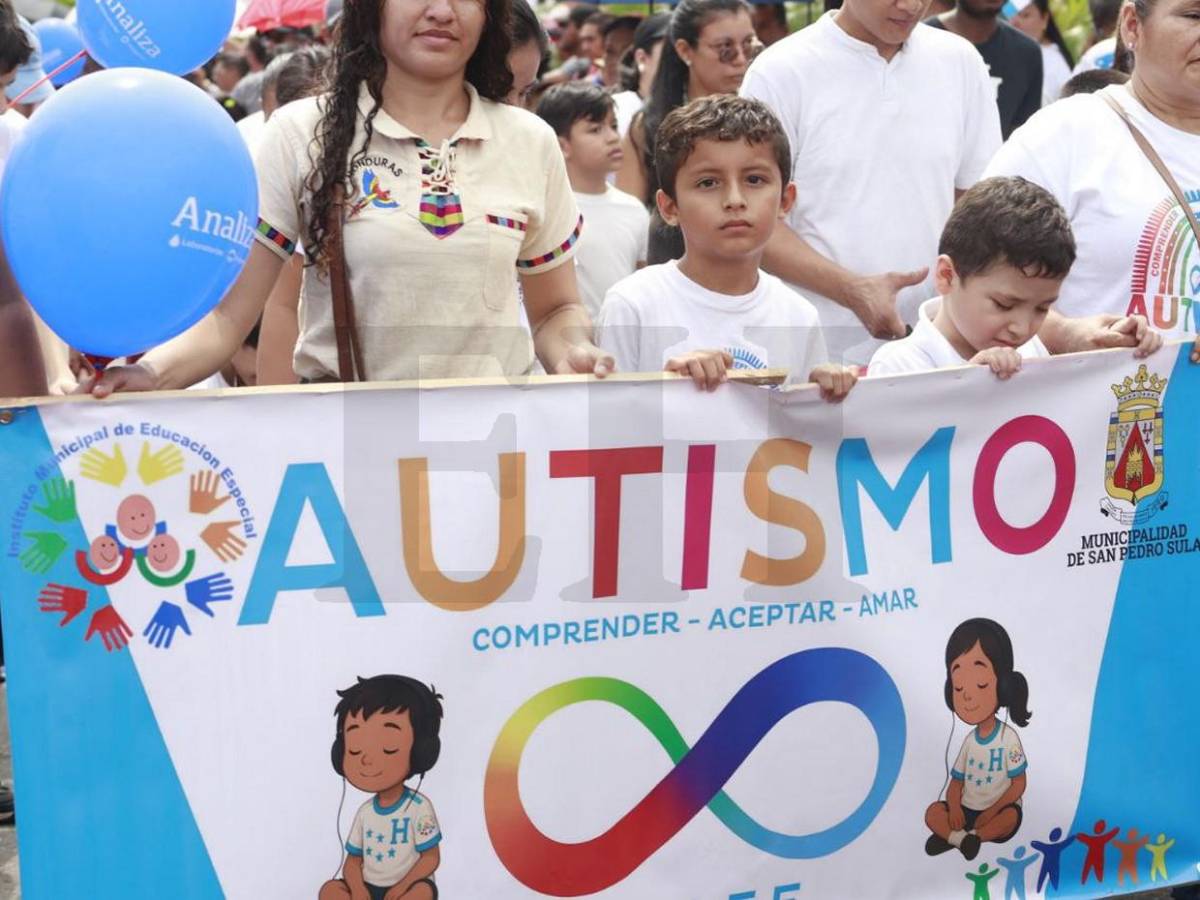 Con orgullo y patriotismo, niños promueven una Honduras inclusiva, solidaria y justa