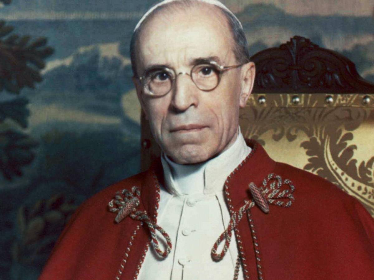 ¿Quiénes fueron los últimos 10 papas de la Iglesia Católica y cómo fue su cónclave?