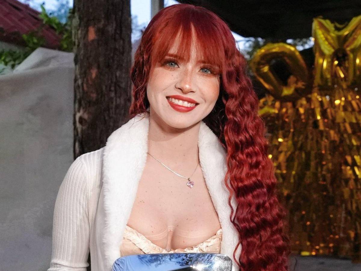 ¿Quién es Bella Dueñas, la influencer mexicana que dice recibir amenazas de muerte?