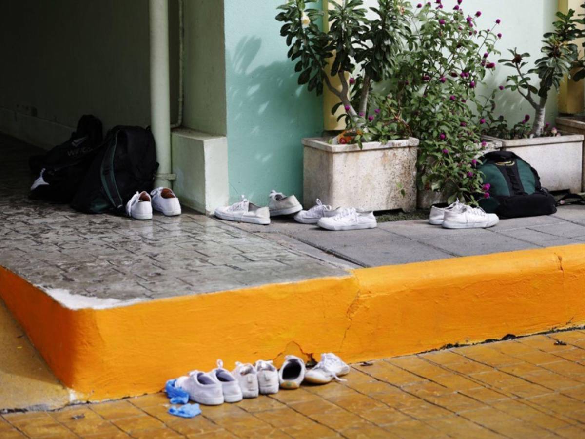 Mató a sus abuelos antes de asesinar a 6 personas en su escuela y quitarse la vida: tiroteo en Tailandia