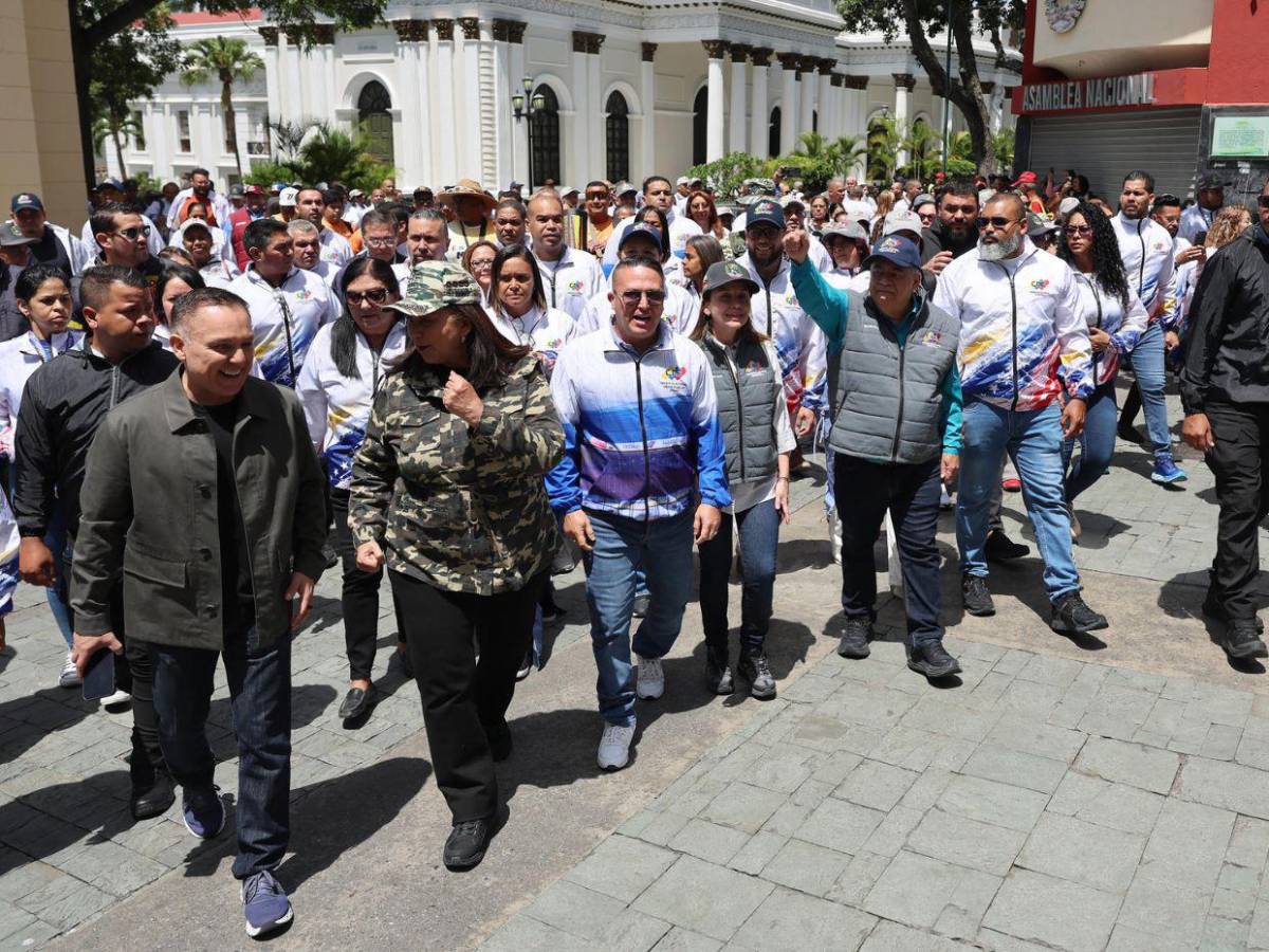 El chavismo se moviliza en comunidades para respaldar a Maduro ante amenazas de EE UU