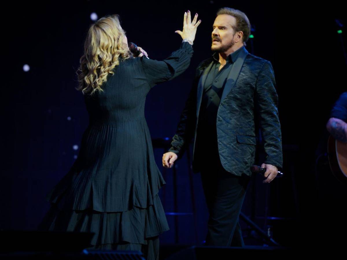 Pimpinela: 44 años de drama y desamor en los escenarios