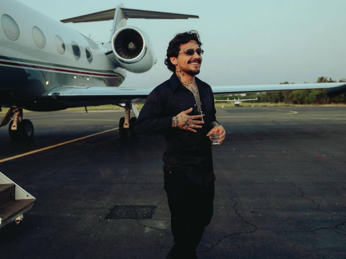 Christian Nodal en Honduras: lugar, precio de los boletos y otros detalles del concierto