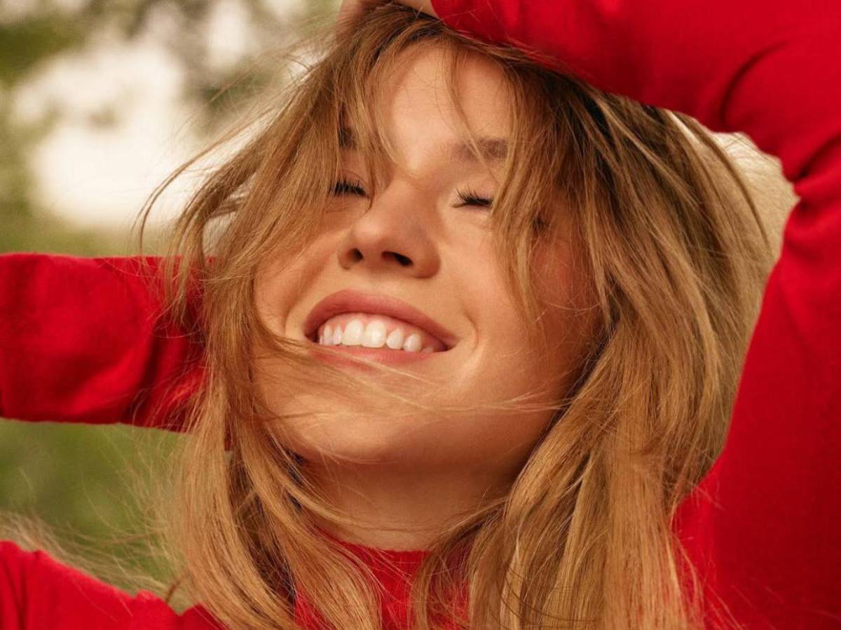 ¿Buscas conquistar a Sydney Sweeney? Primero tendrás que saltar de un avión