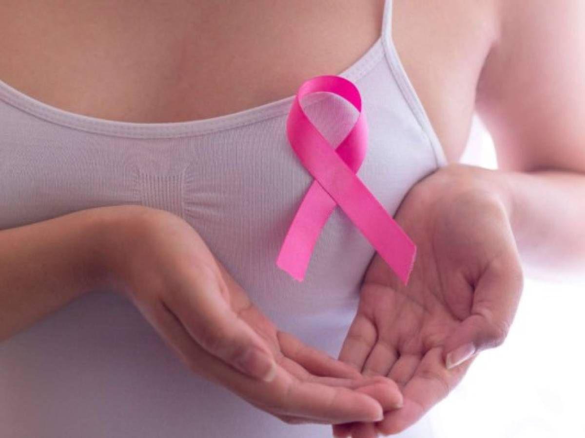 Diagnostican al día 3 mujeres con cáncer de mama en Honduras