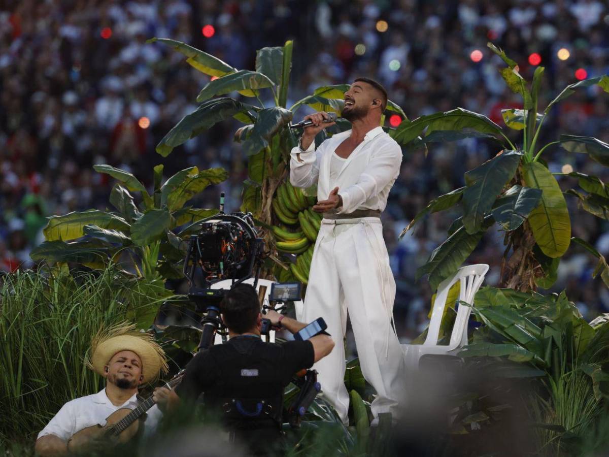 Lady Gaga y Ricky Martin aparecen por sorpresa en el medio tiempo de Bad Bunny