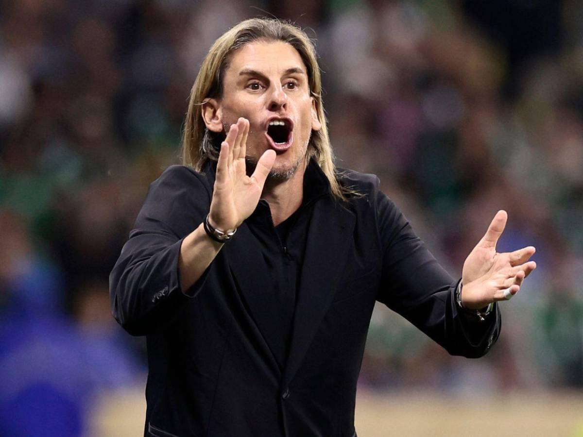 ¿Qué entrenadores renunciaron o han sido despedidos en el Mundial 2026?