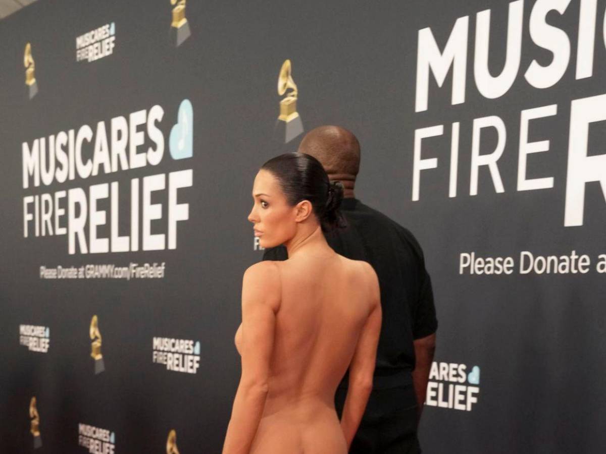 Bianca Censori genera reacciones con polémica fotografía