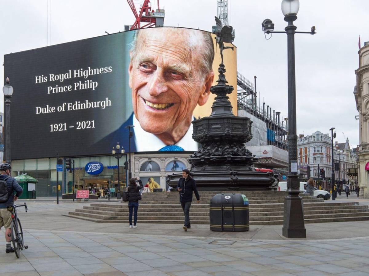 La última noche del príncipe Felipe: una cerveza a escondidas y una muerte sin despedida